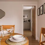 Apartment Tyson Place, 2 Bed Renovated Apartment,
