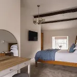 Tyson Place, 2 Bed Renovated Apartment, Apartment *