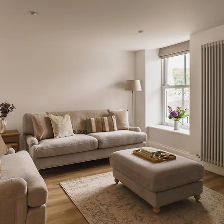 Апартаменты Tyson Place, 2 Bed Renovated Apartment, Эмблсайд