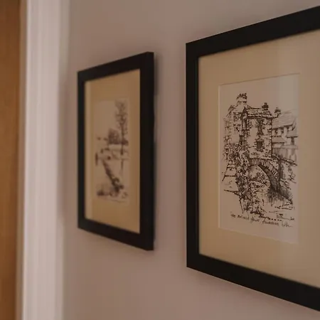 Tyson Place, 2 Bed Renovated Apartment, Апартаменты Эмблсайд