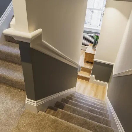 Tyson Place, 2 Bed Renovated Apartment, Lägenhet Ambleside