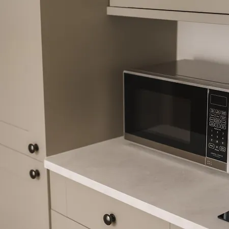 Tyson Place, 2 Bed Renovated Apartment, Апартаменты