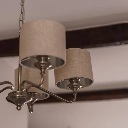 Tyson Place, 2 Bed Renovated Apartment, Апартаменты Эмблсайд