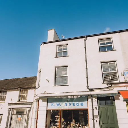 Tyson Place, 2 Bed Renovated Apartment, Διαμέρισμα